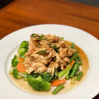 Sauteed Garlic Sauce Lunch Special