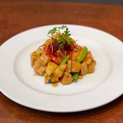 Sauteed Tofu and Cashews Nuts.